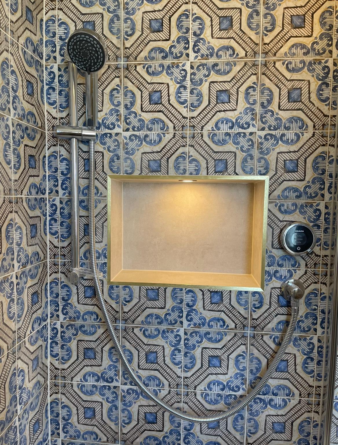 Digital shower control and illuminated niche