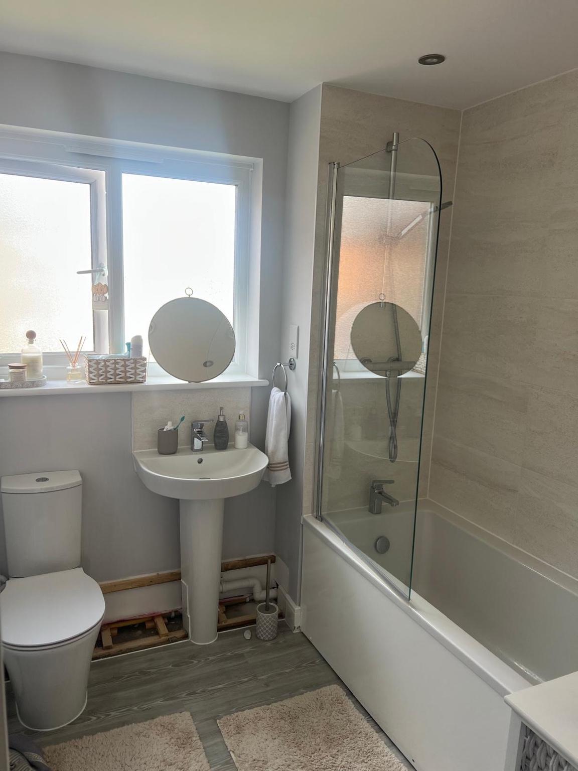 Original bathroom with bath, basin and toilet